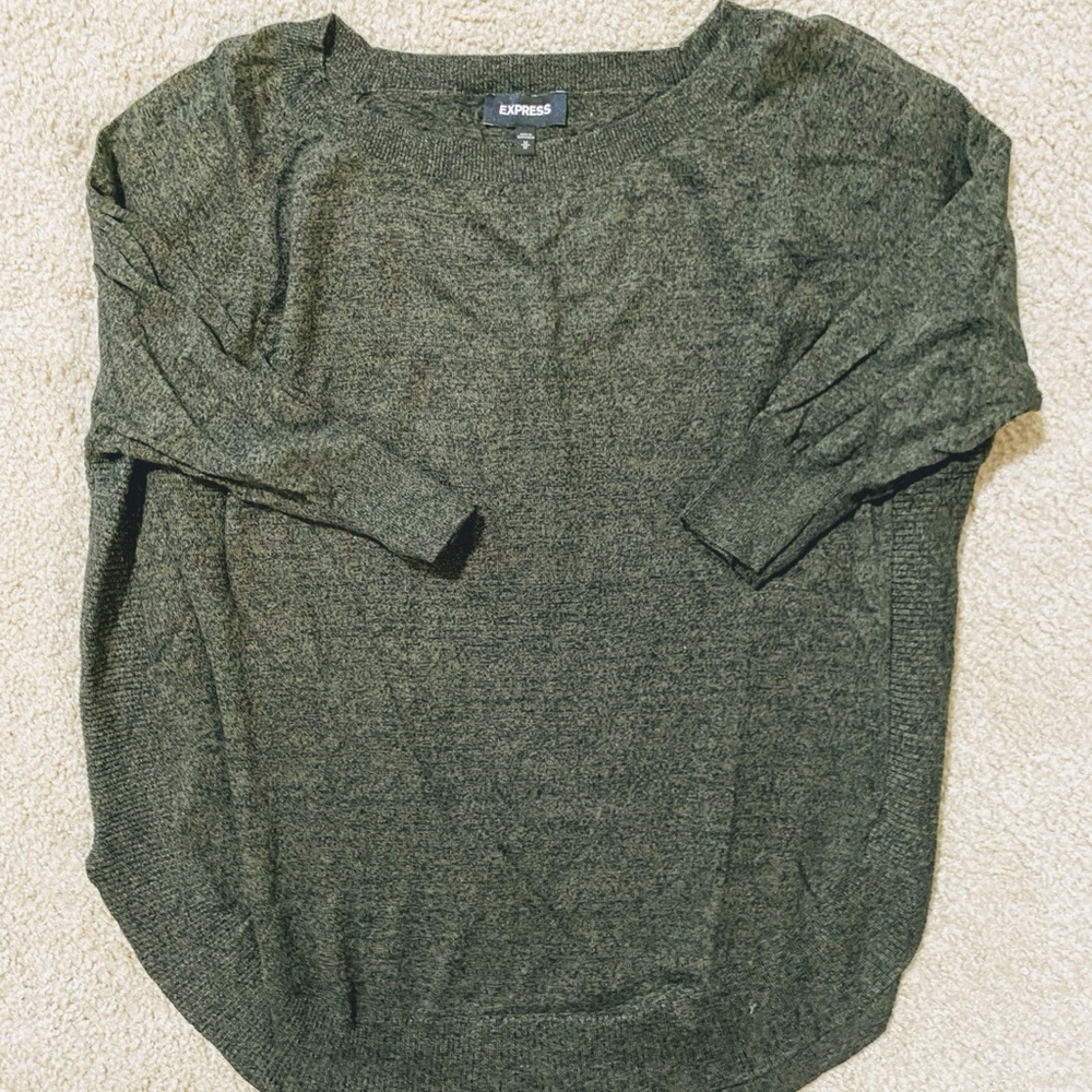 Oversized curved hem 3/4 sleeve sweater - Express